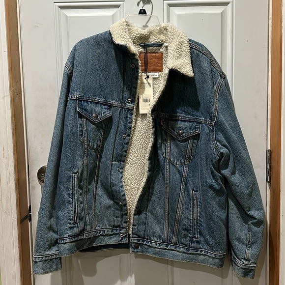Brand new Levi’s Sherpa - Picture 1 of 7